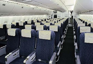 FAA：拥挤的飞机座位不存在安全问题