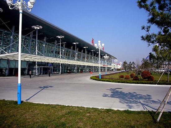 根据规划,到2022年,全省将新增菏泽,枣庄,聊城3个运输机场;到2035年