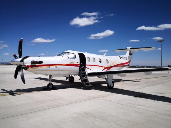 图:皮拉图斯pc-12型飞机